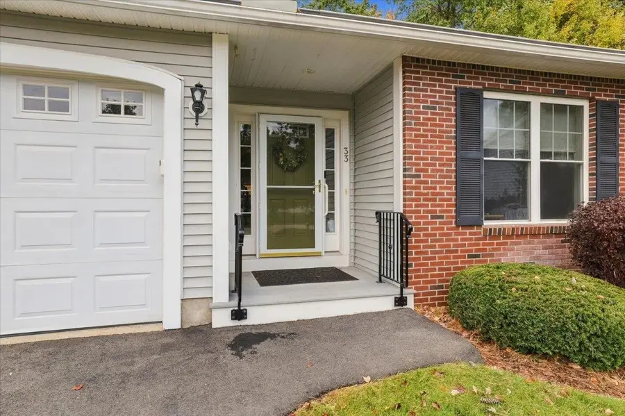 33 Reflection Drive, Hudson, NH 03051 - #2