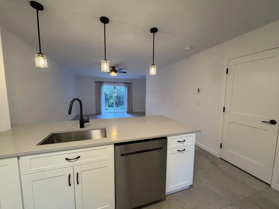 99  Hayes Avenue, South Burlington, VT 05403 - #3
