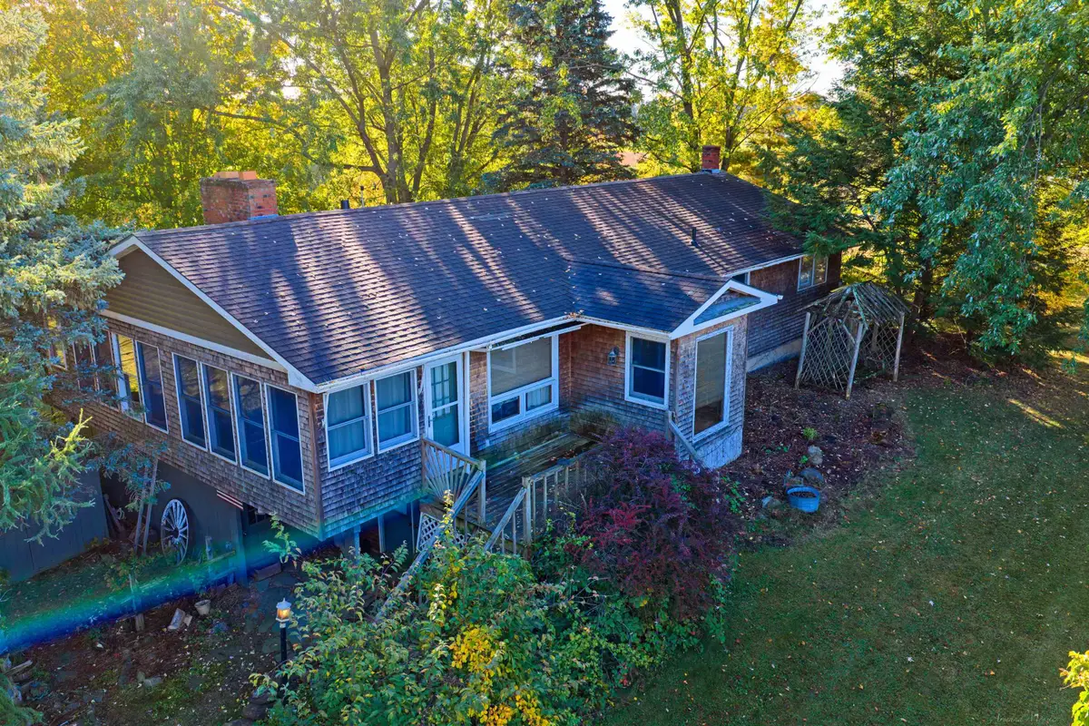 8 Folsom Harbor Road, Grand Isle, VT 05458 - #1