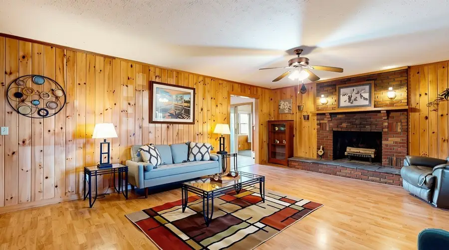 8 Folsom Harbor Road, Grand Isle, VT 05458 - #3
