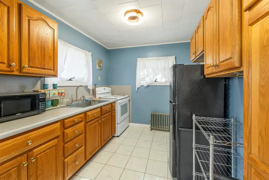 14 Arch Street, Northfield, NH 03276 - #3