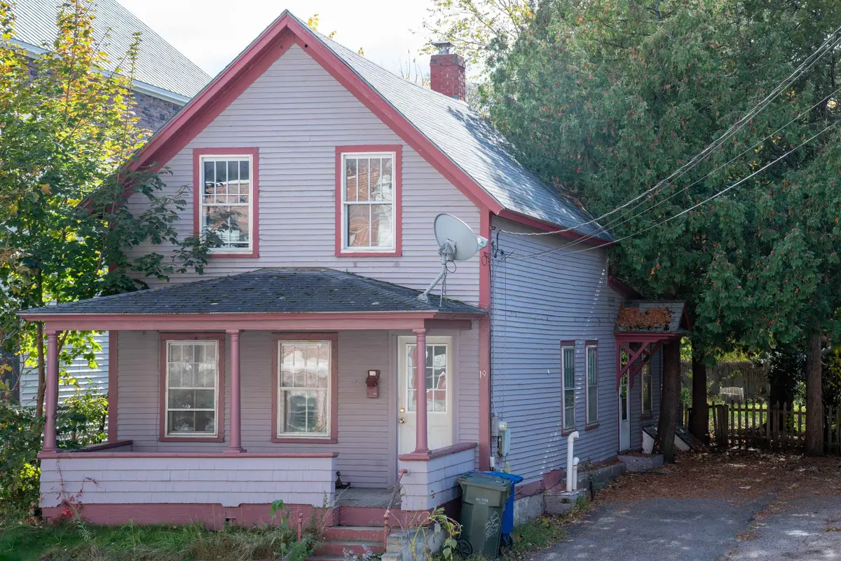 19 Allen Street, Burlington, VT 05401 - #1