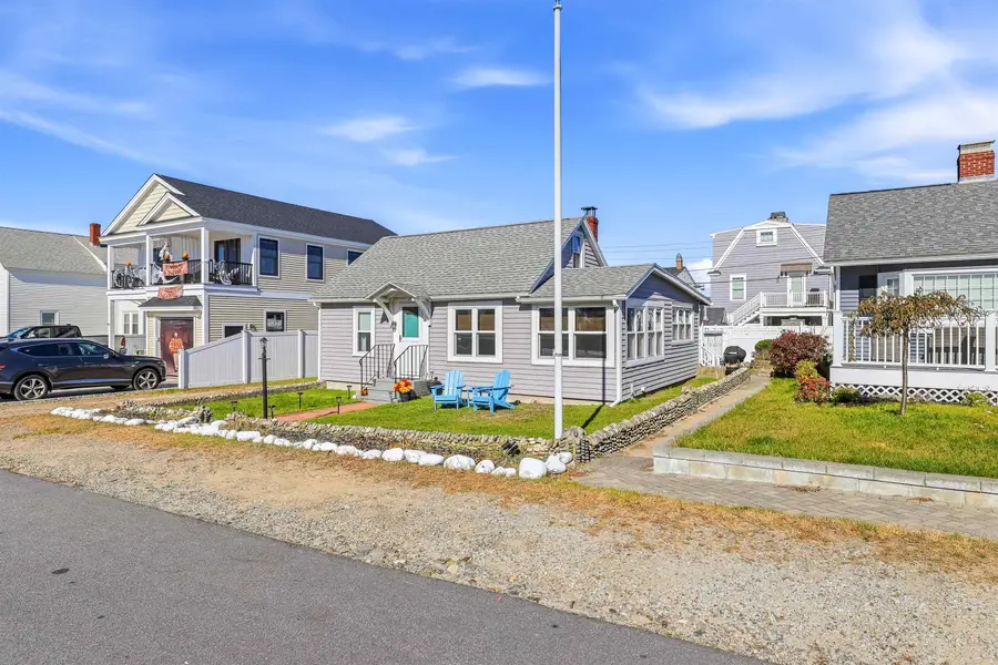 184 Tilton Street, Seabrook, NH 03874 - #2