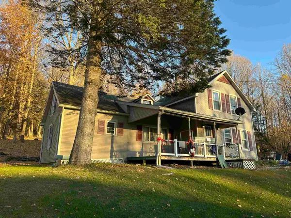 123 Fairfield Hill Road, St. Albans Town, VT 05478