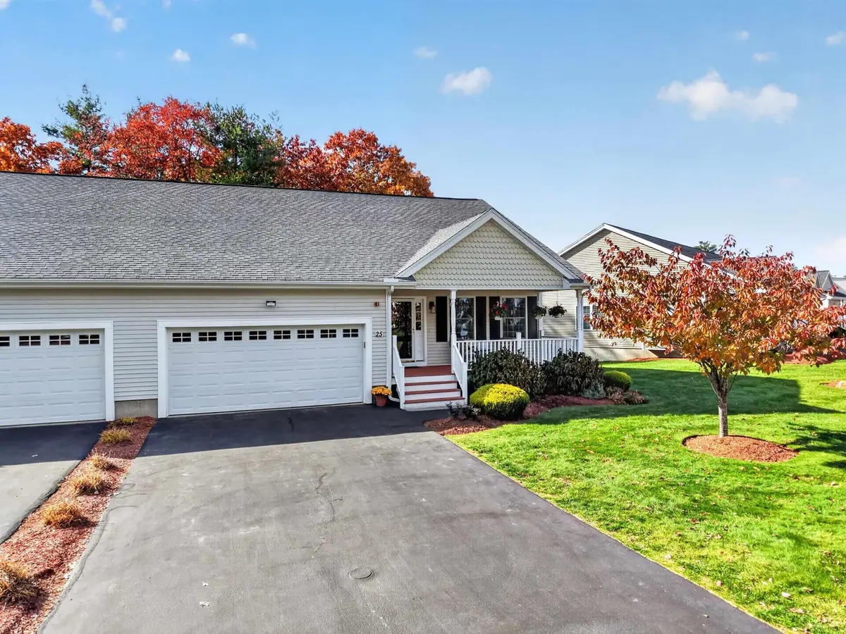 25 Watts Landing, Litchfield, NH 03052 - #1