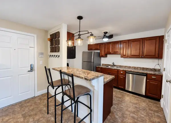 65 Log Street #K3, Manchester, NH 03102