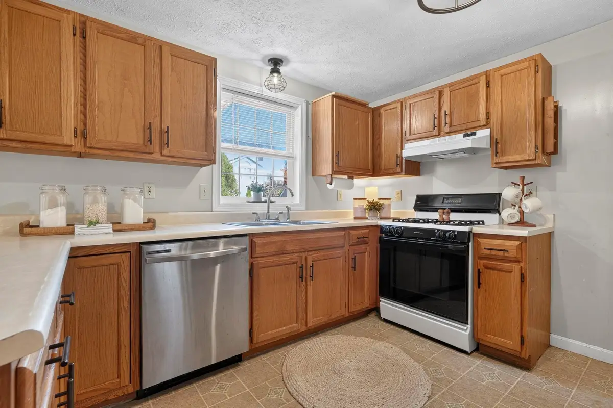 30 Ashmere Drive, Manchester, NH 03109 - #1
