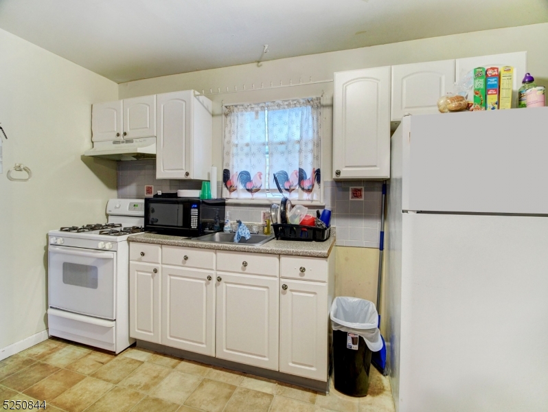 148 Magnolia Ave, Elizabeth City, NJ 07206 ERA