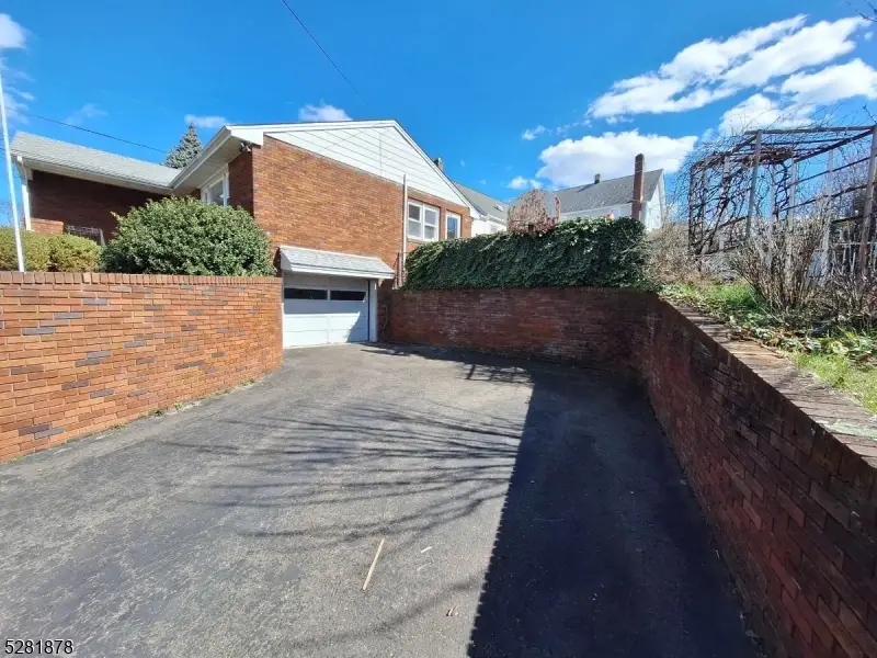 411 Lefferts St, South Amboy, NJ 08879 - #3