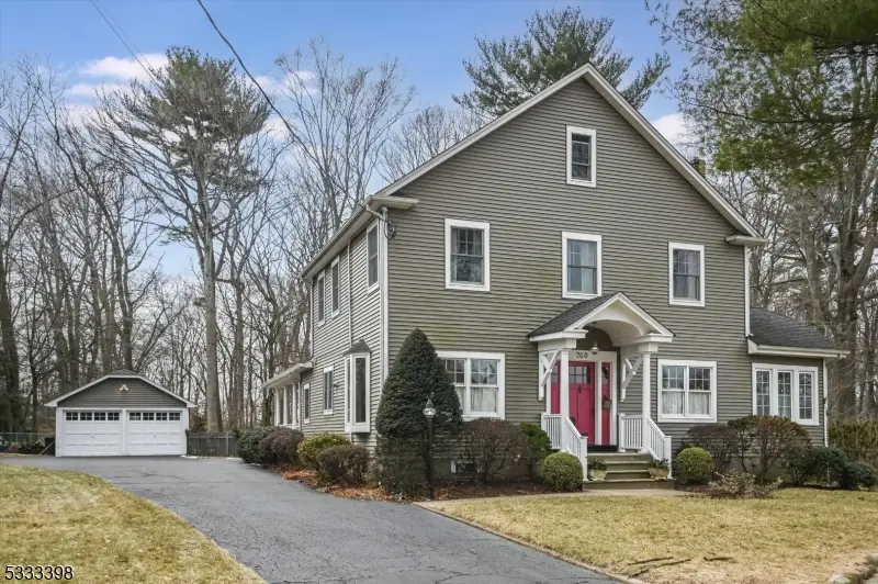 260 Van Houten Ave, Wyckoff, NJ 07481 - #1