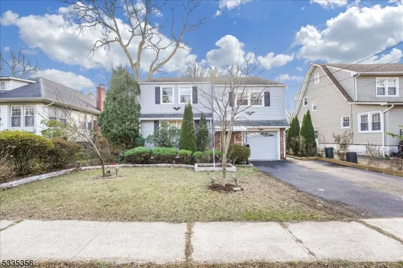 36 Lincoln Pl, Waldwick, NJ 07463 - #1