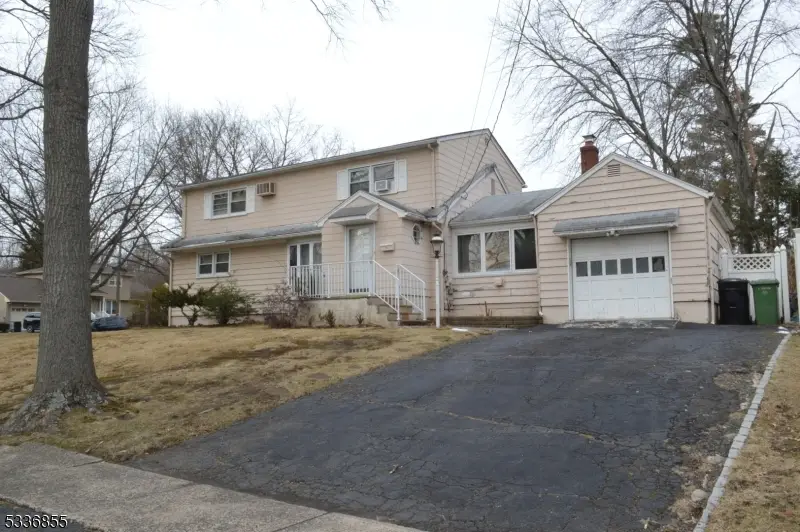81 Alden Rd, Paramus, NJ 07652 - #1