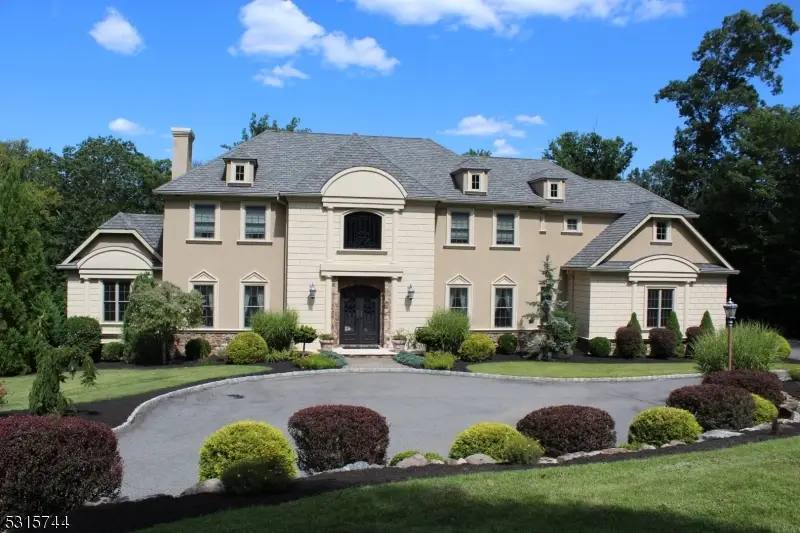 8 Pineview Ln, Boonton Township, NJ 07005 - Image #1