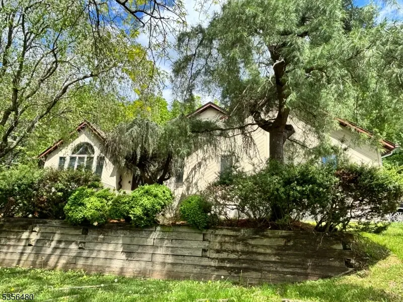 67 Westview Rd, Wayne, NJ 07470 - Image #3