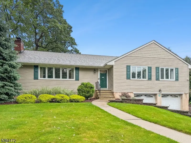 64 Evergreen Dr, North Caldwell, NJ 07006 - Image #1