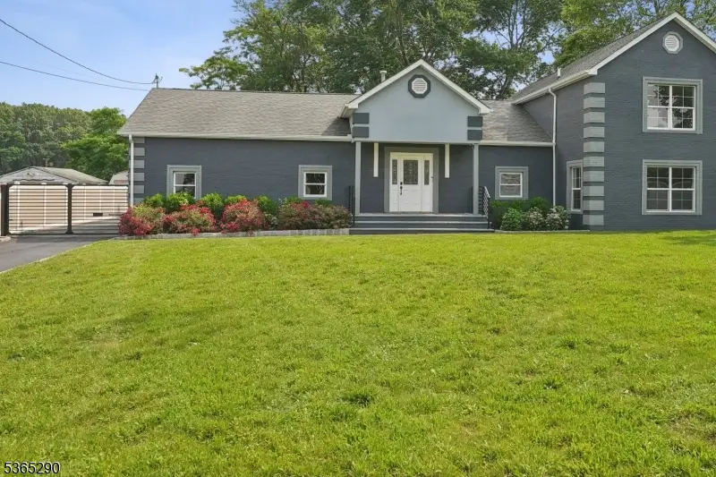 126 Cooney Ave, Hamilton Township, NJ 08619 - Image #1