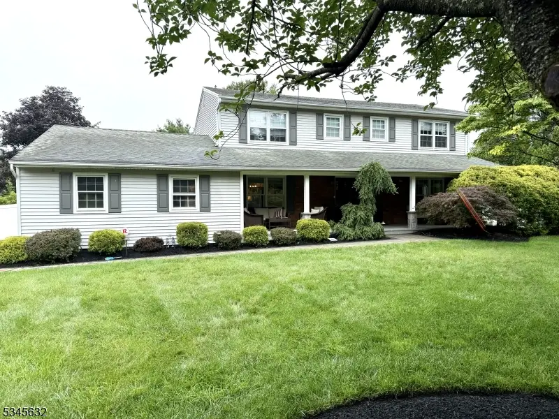 18 Marguerite Ln, Towaco, NJ 07045 - Image #1