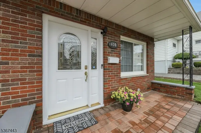 830 Pennsylvania Ave, Lyndhurst, NJ 07071 - Image #2