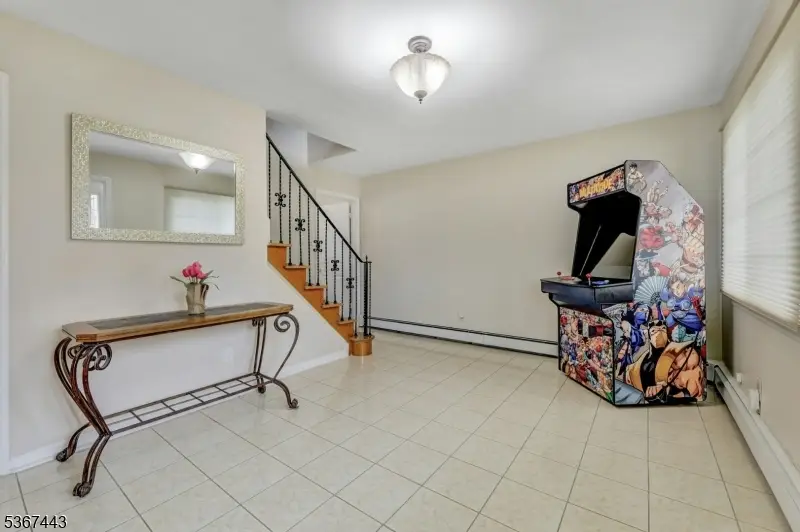 830 Pennsylvania Ave, Lyndhurst, NJ 07071 - Image #3