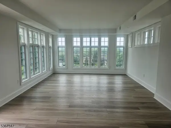 18 Samuel Way, Chatham Twp., NJ 07928