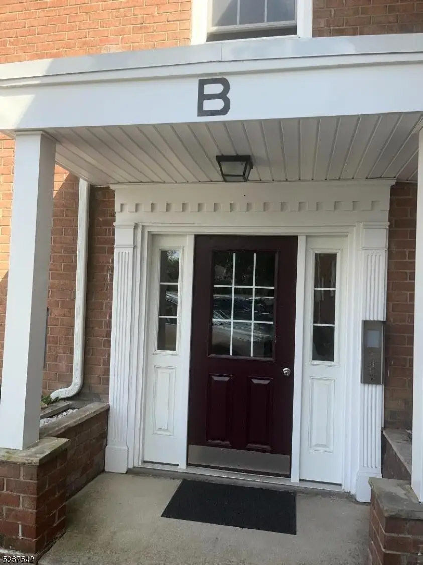 565 Grove St #B12, Clifton, NJ 07013 - #3