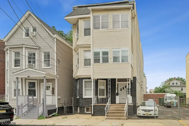 787 S 17th St, Newark, NJ 07103 - Image #2