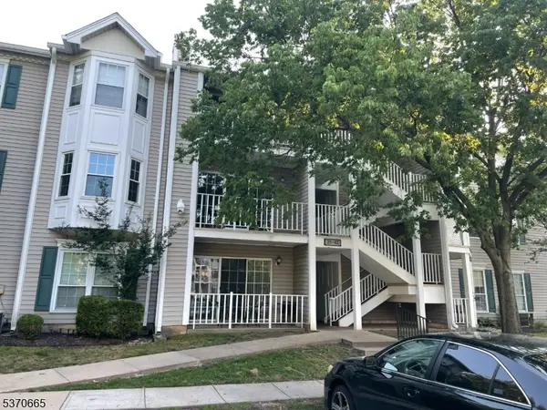 38 Brighton Way, North Brunswick Twp., NJ 08902