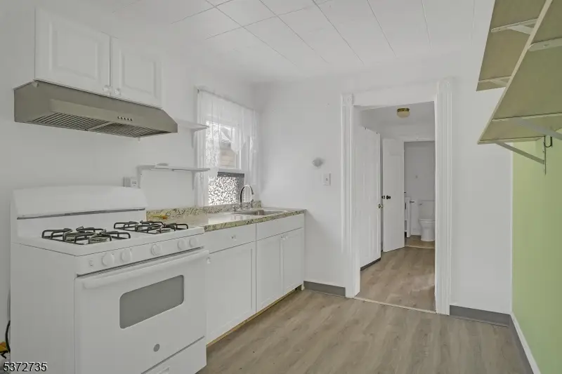 28 Grant Ave, Harrison, NJ 07029 - Image #2