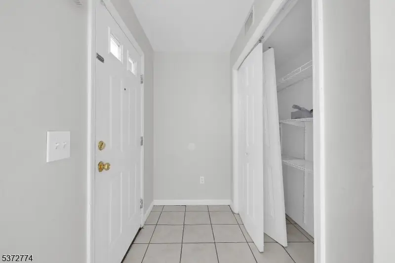 235 Keen St, Paterson, NJ 07524 - Image #2