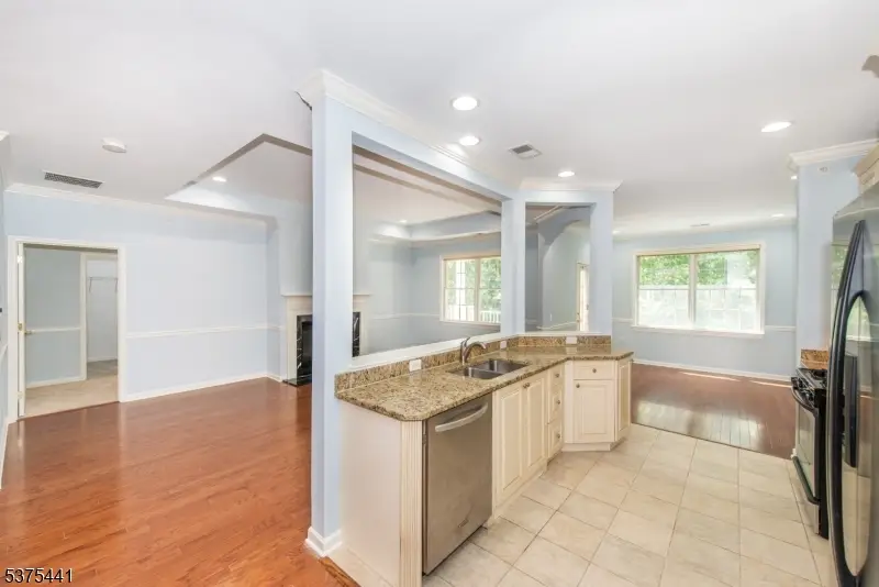 29 Ridgeview Lane #29, Mount Arlington, NJ 07856 - Image #3