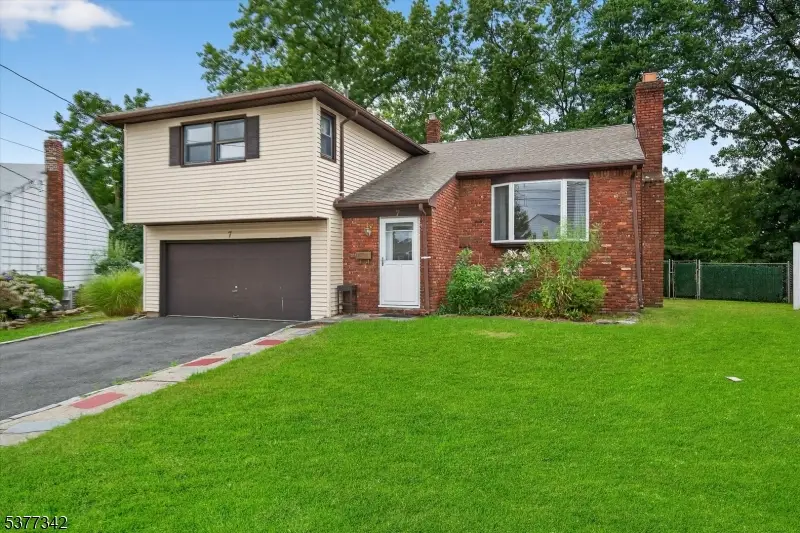 7 Faber Pl, Nutley, NJ 07110 - Image #1