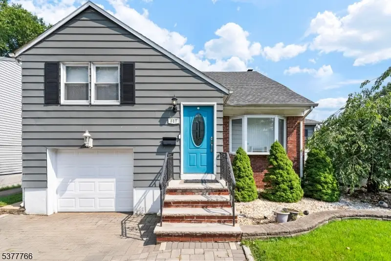 617 Livingston Rd, Linden, NJ 07036 - Image #1