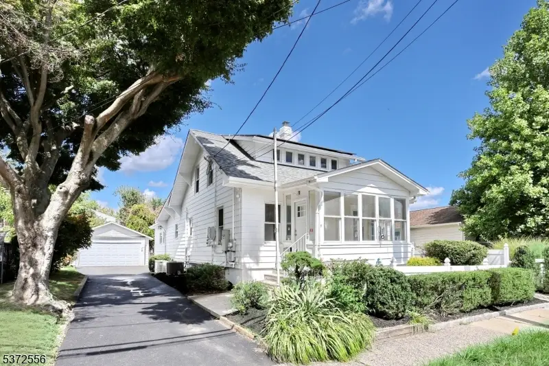 7-29 Cedar St, Fair Lawn, NJ 07410 - Image #2