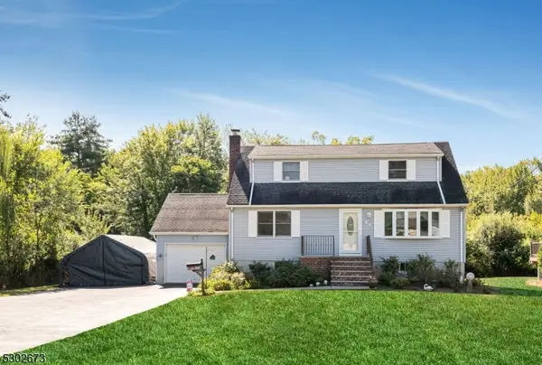 54 Peach Tree Ave., East Hanover Twp., NJ 07936