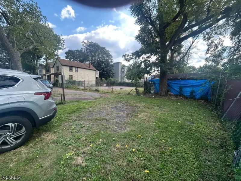 548 Tremont Ave, Orange, NJ 07050 - Image #2