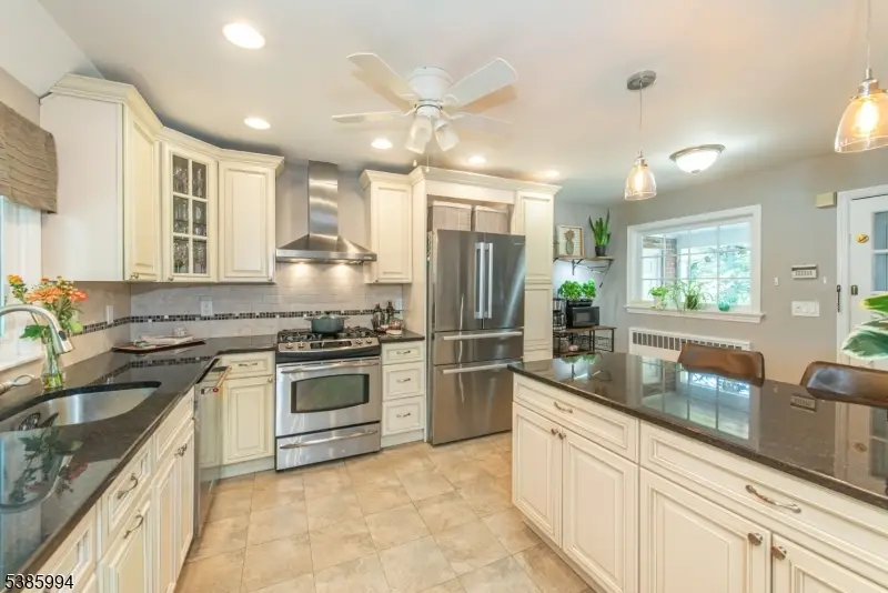 100 Forest Ave, West Caldwell, NJ 07006 - Image #3