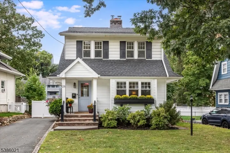 26 Ravine Ave, Caldwell, NJ 07006 - Image #2