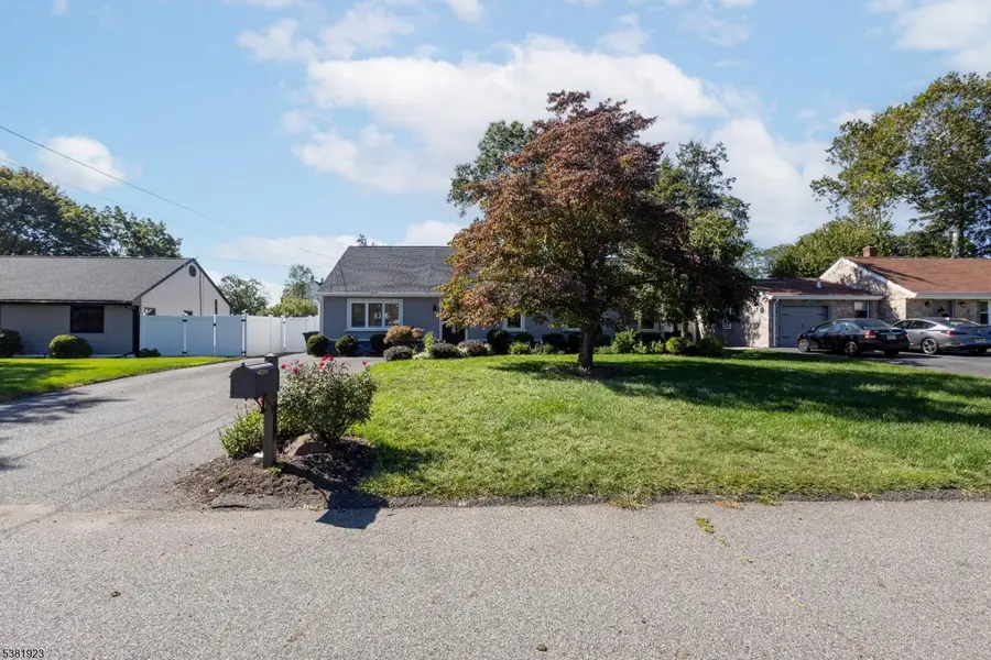36 Leonard Ter, Wayne, NJ 07470 - Image #2
