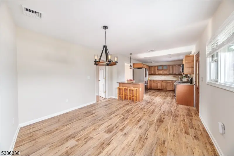 66 Hahn Ave, Rochelle Park, NJ 07662 - Image #3