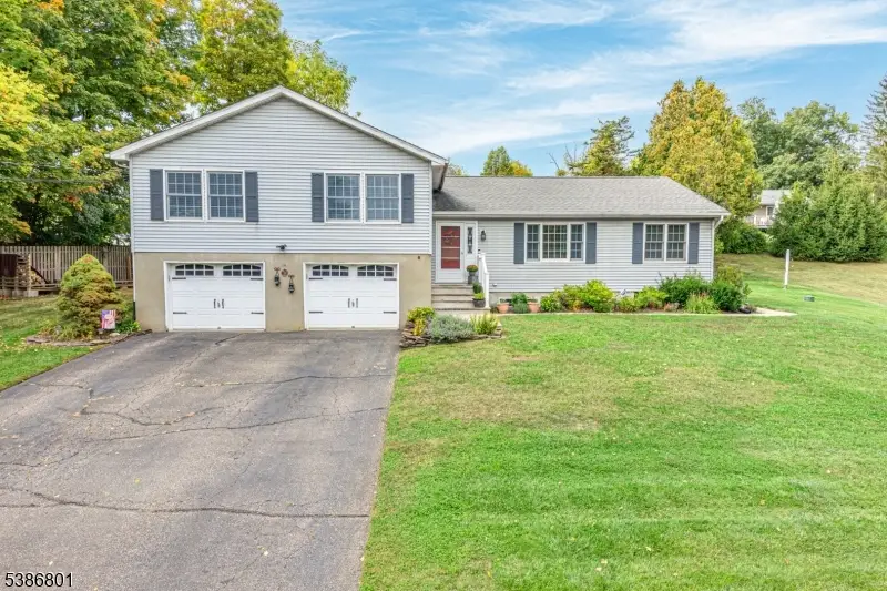 3 Travel Rd, Vernon Township, NJ 07461 - Image #1