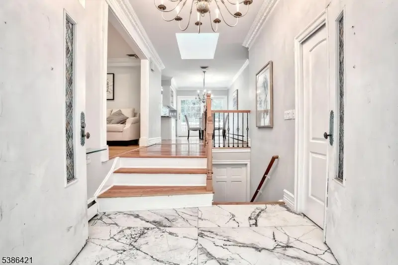 868 Meadow Ln, Franklin Lakes, NJ 07417 - Image #3