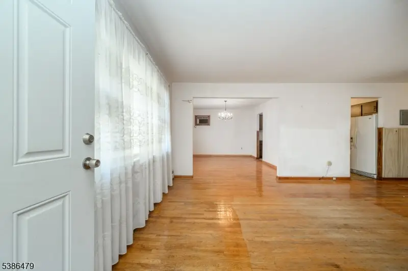 850 S Park Ave, Linden, NJ 07036 - Image #3