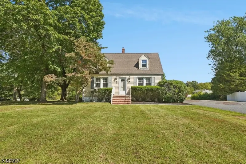 62 Claremont Road, Franklin Park, NJ 08823 - Image #2