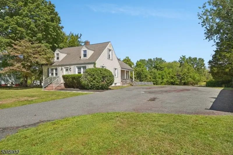 62 Claremont Road, Franklin Park, NJ 08823 - Image #3