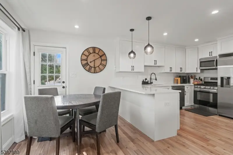 73 Spencer Ave, Clifton, NJ 07013 - Image #3