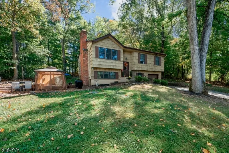 34 Hillsdale Dr, Vernon Township, NJ 07461 - Image #3