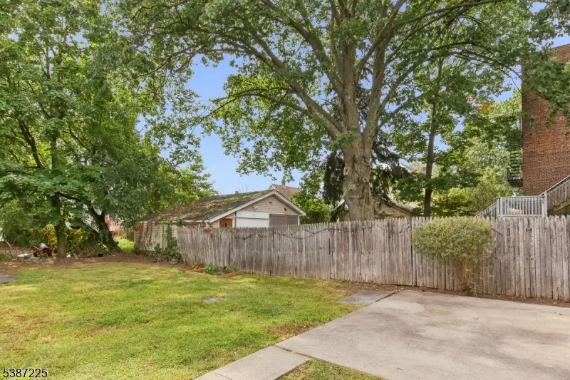 200 Montgomery St, Bloomfield, NJ 07003 - Image #3