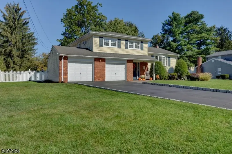 14 Evelyn Pl, Pequannock Township, NJ 07444 - Image #2