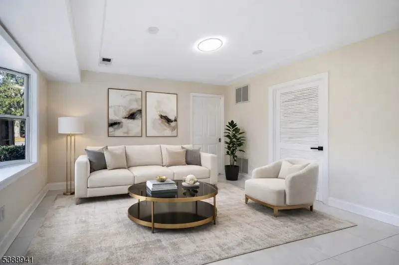 8 Stephenville Pkwy, Edison, NJ 08820 - #3