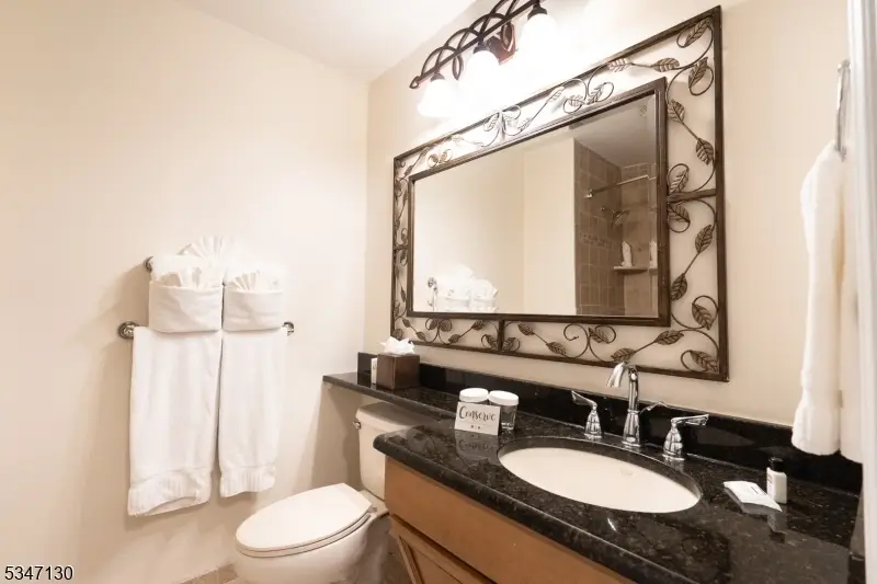 2 Chamonix Dr #103, Vernon Center, NJ 07462 - Image #3